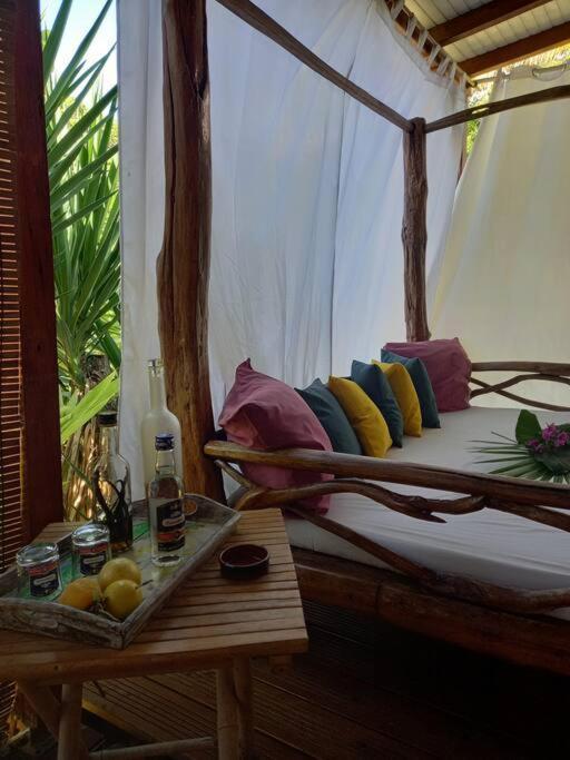 Bungalow Atypique Ti Bambou A 500M De La Plage Sainte-Anne  Eksteriør bilde