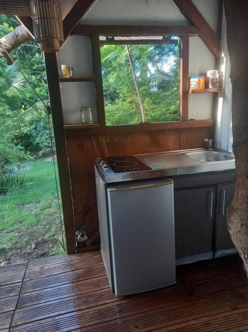 Bungalow Atypique Ti Bambou A 500M De La Plage Sainte-Anne  Eksteriør bilde